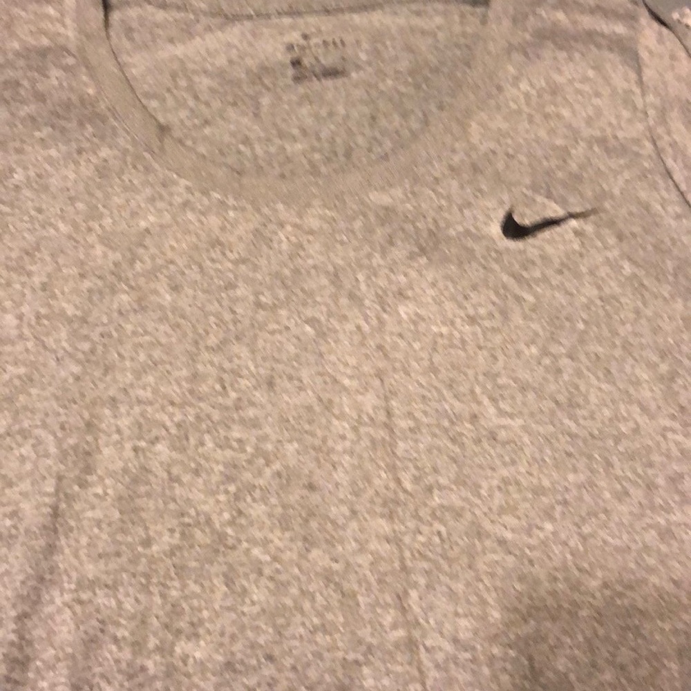 Women Nike long sleeve shirt Dry fit size Lg